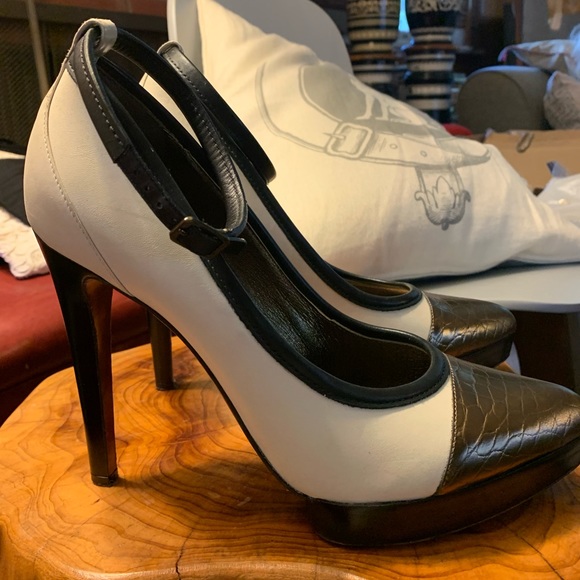 Lanvin 2013 ete platform pumps with removable ankle straps and 5” heels 40.5 10 - Picture 5 of 15